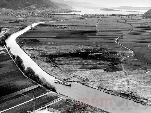 L' élargissement et l'approfondissement du canal de la Thièlle