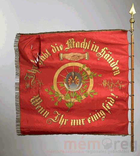 Fahne des Fachvereins der Schmiede, Wagner und Sattler, 1902