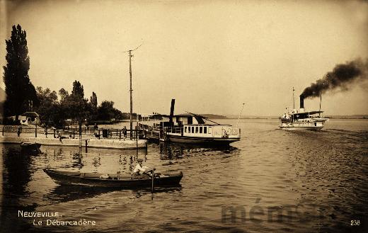 «Stadt Biel» und «J. J. Rousseau» im Hafen von Neuenstadt