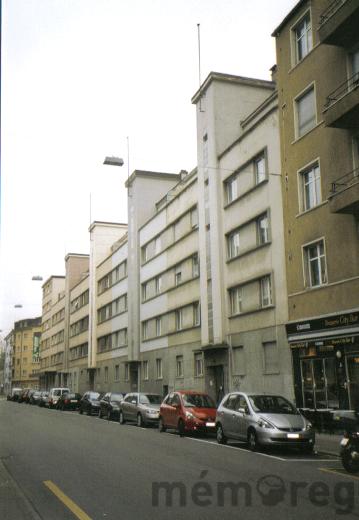 La rue des marchandises à Bienne, en 2005