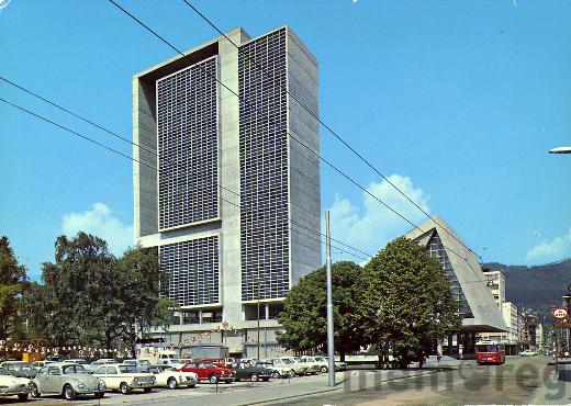 Le Palais des Congrès à Bienne, vers 1967